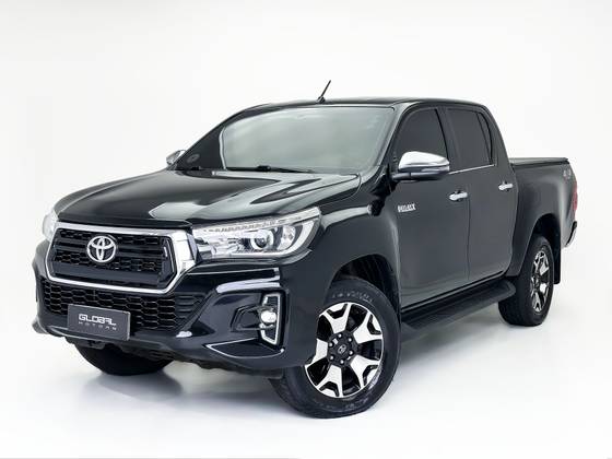 TOYOTA HILUX 2.8 SRX 4X4 CD 16V DIESEL 4P AUTOMÁTICO